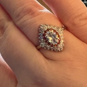 Silver ring from fragrant jewels